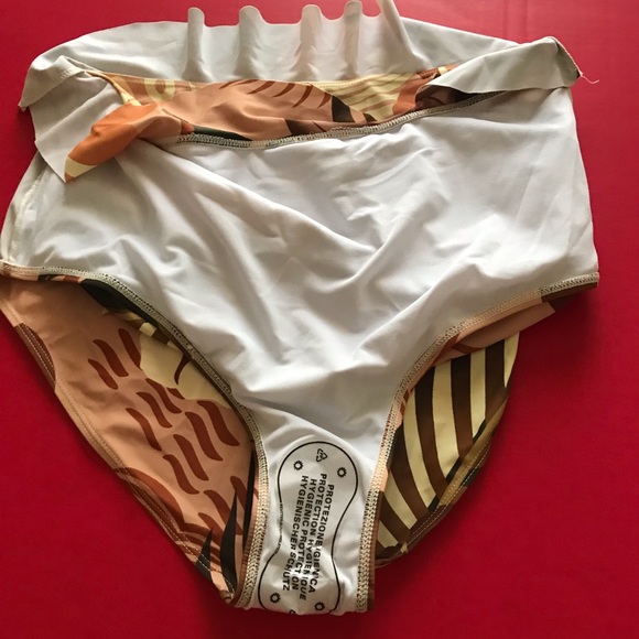 Two piece bikini...SOLD - Picture 5 of 5